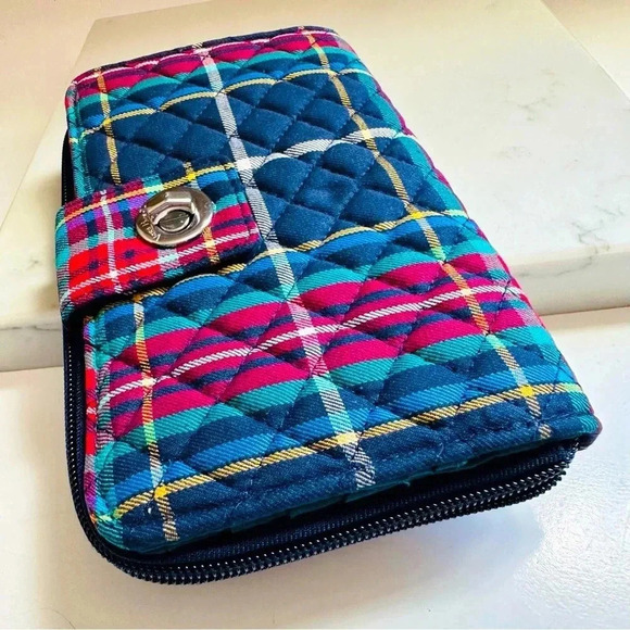 NWT Vera Bradley RFID Turnlock Wallet - Tartan Plaid - Picture 4 of 10